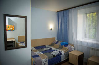 Гостиница Дружба Кольчугино Двухместный номер с 2 отдельными кроватями-4